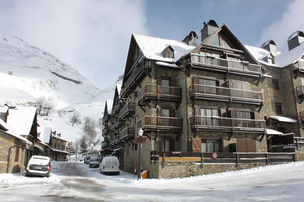 Baqueira Apartamentos Cota 1700 A Pie De Pistas Baqueira Beret Exterior photo